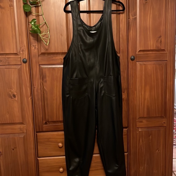 ZARA black faux leather overalls size medium - Picture 3 of 4